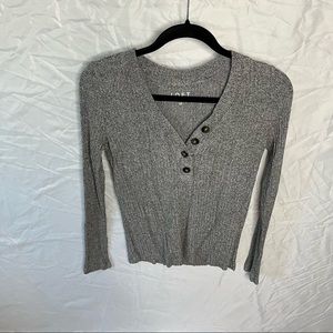 Loft long sleeve buttoned tee - xs
